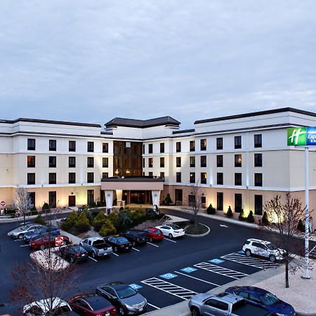 Holiday Inn Express & Suites Harrisburg West Mechanicsburg Exterior photo